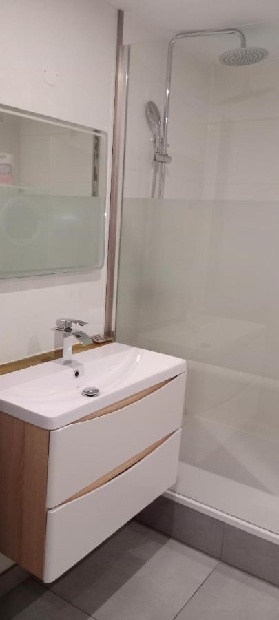 Pfastatt Tres Bel Appartement Rez De Jardin Appart De 53M2. מראה חיצוני תמונה